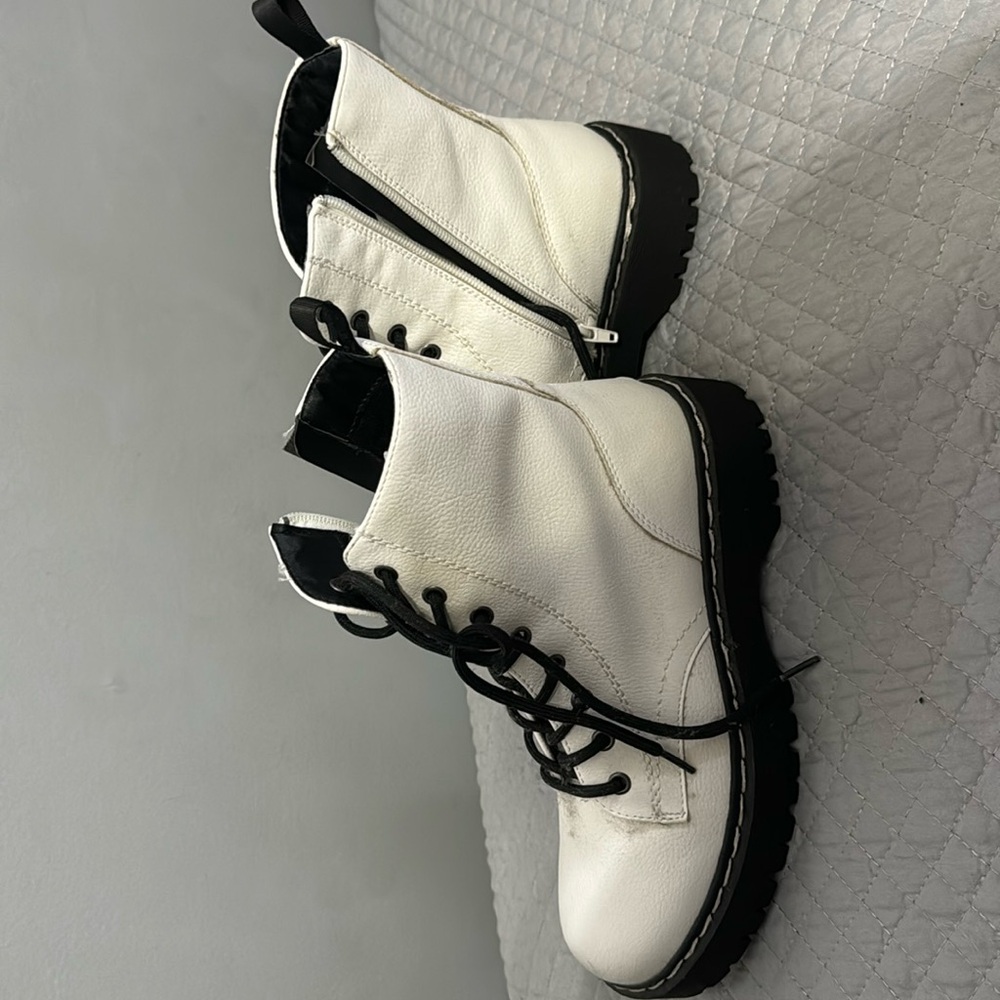 Brand new just dusty